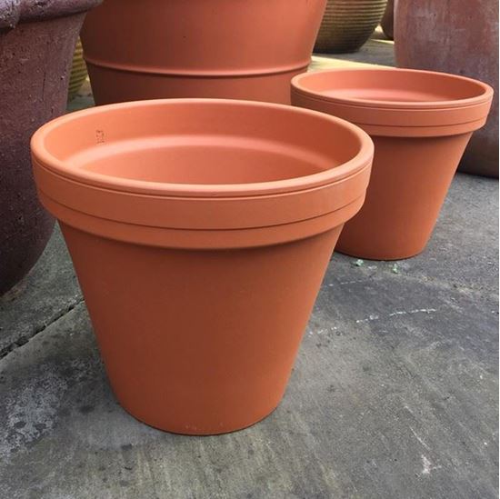 Picture of Terracotta Plant Pot - F22  (22cm dia) 